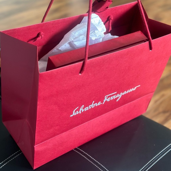 Salvatore Ferragamo Mens reversible Belt black and red with 2x Buckles - Picture 2 of 4